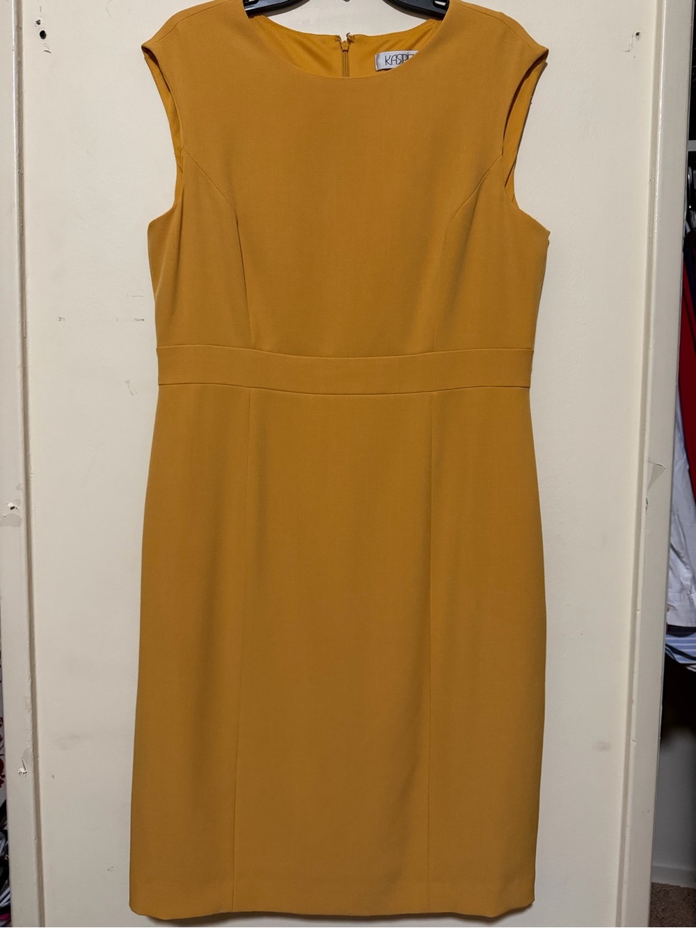 Kasper Women's Mustard Sleeveless Sheath Dress
